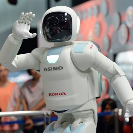 З Днем народження робот ASIMO!