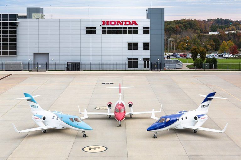 Крім автомобілів, мотоциклів та силової продукції, Honda виробляє власні літаки